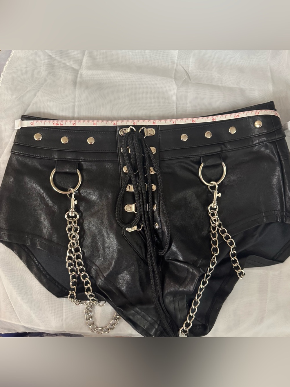 DollsKill.com WIDOW Black Faux Leather shorts, short w/ Chain Accents - NWOT - S - Picture 6 of 11